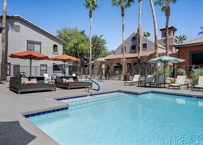 Boulevard Quiet Modern 2br Pickleball Pool Parking Gym 05 Chandler